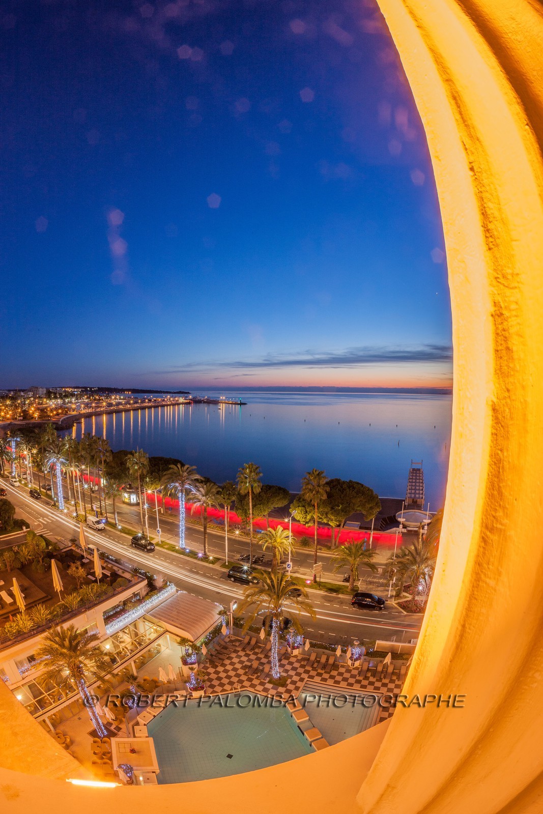 Cannes vue de l'Hôtel Martinez