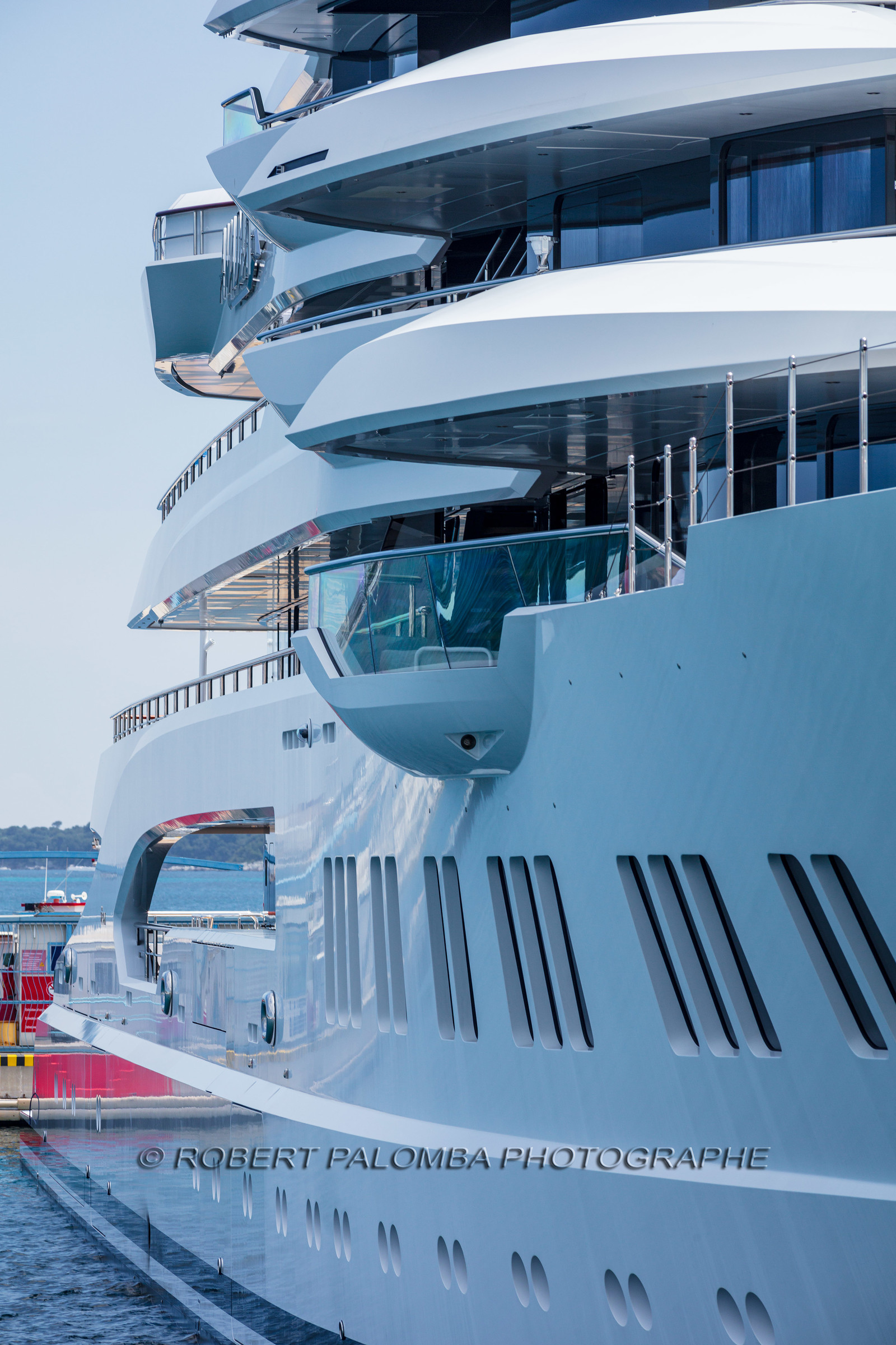 Yacht