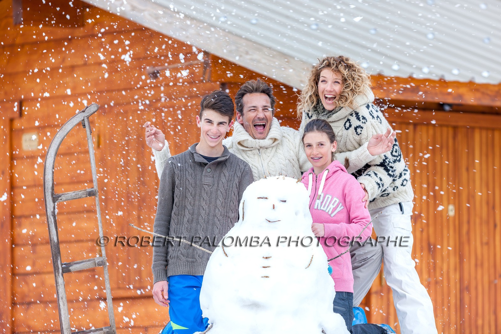 Famille à la neige