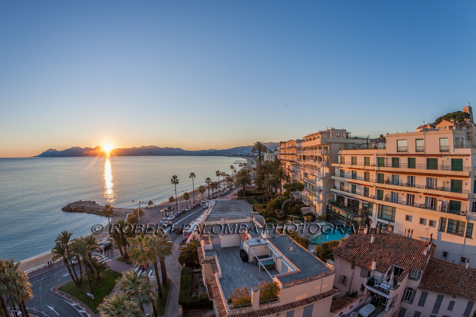 Cannes vue de l'Hôtel Radisson Blu 1835