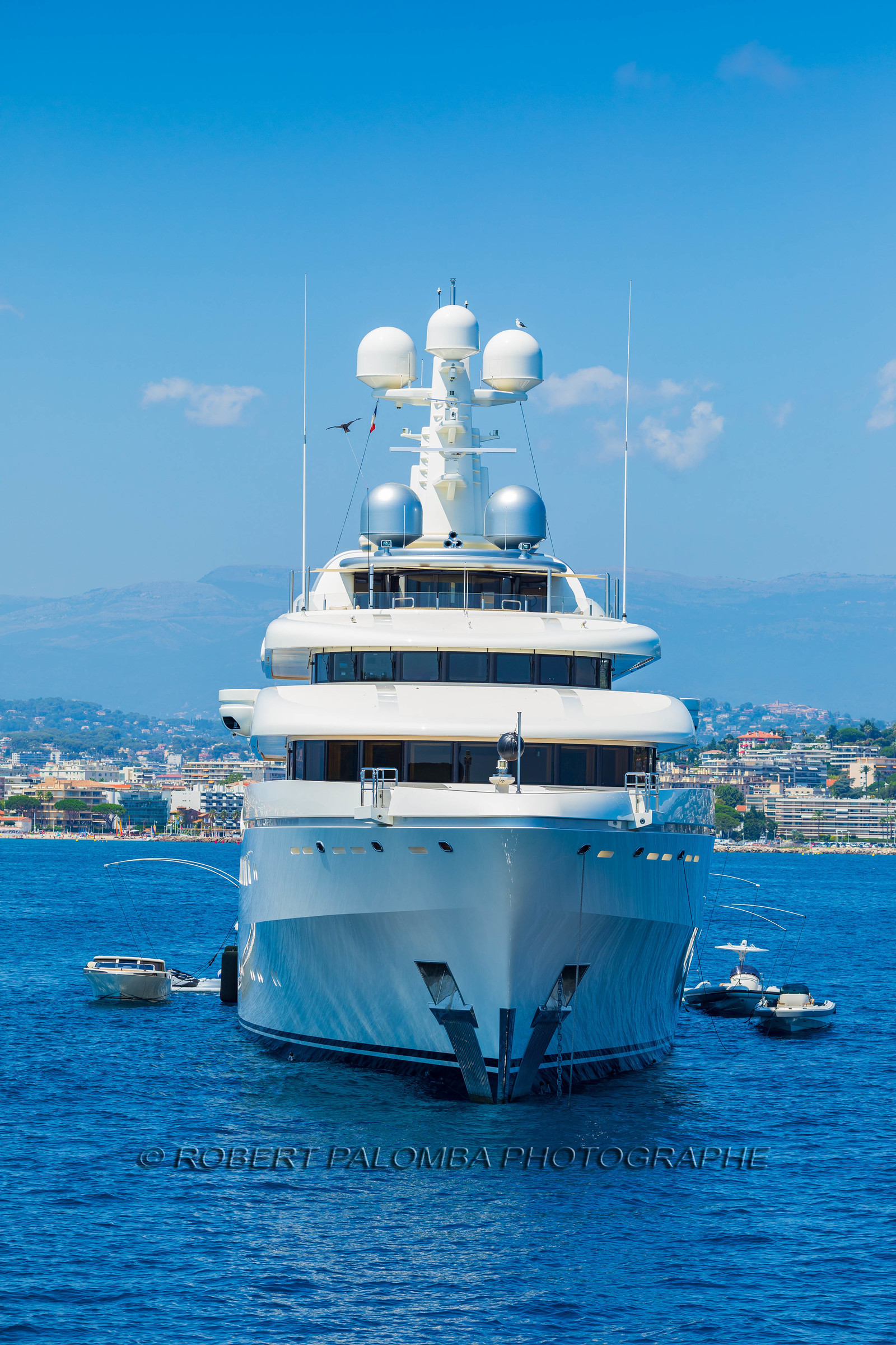 Yacht