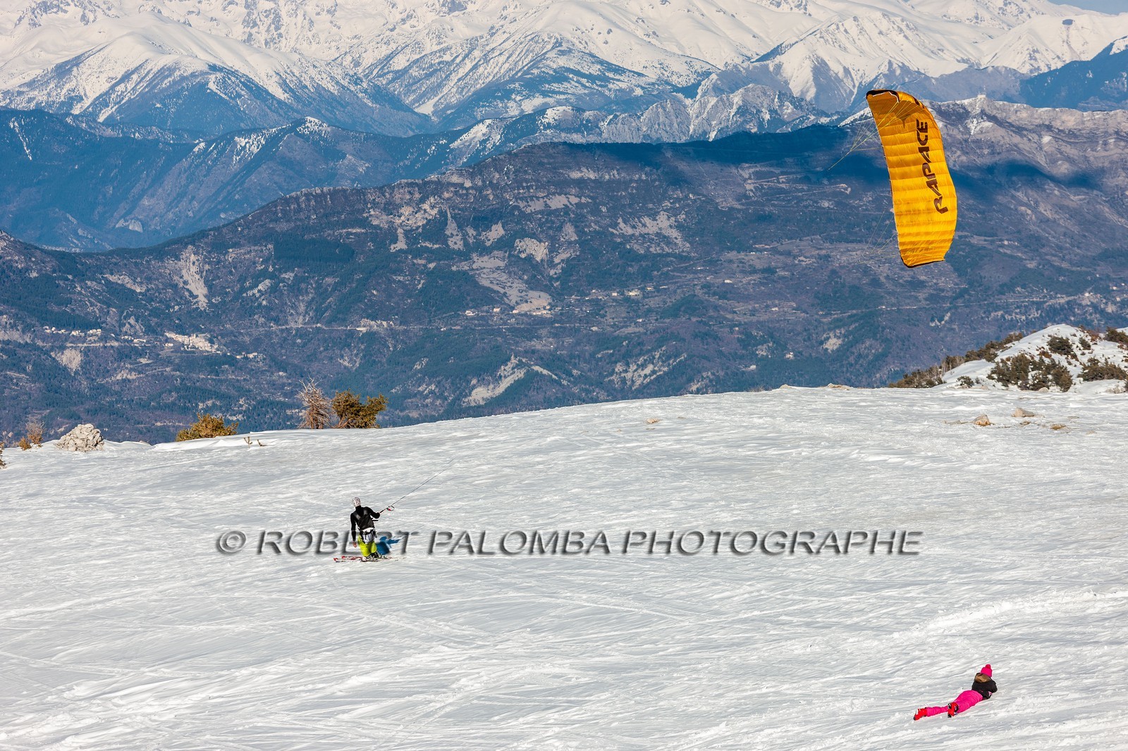 Snowkite