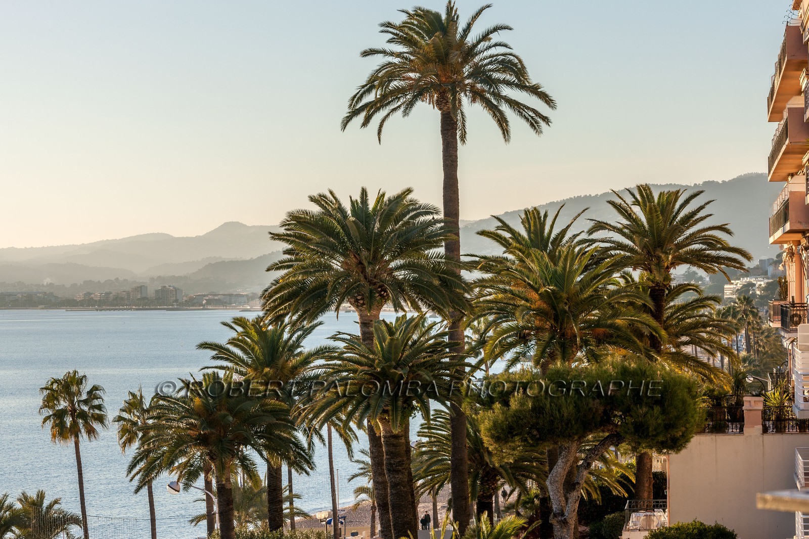Cannes vue de l'Hôtel Radisson Blu 1835