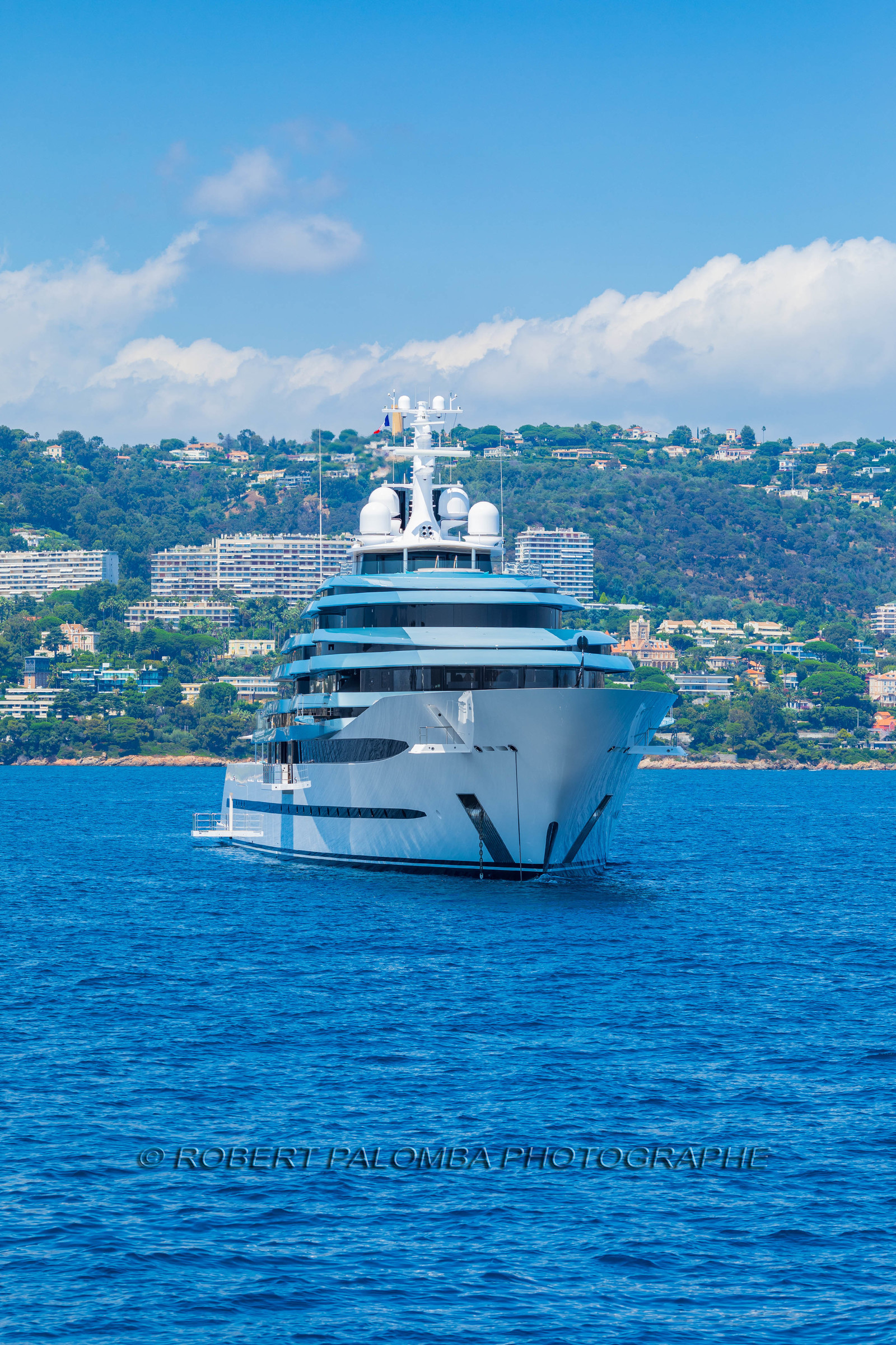 Yacht