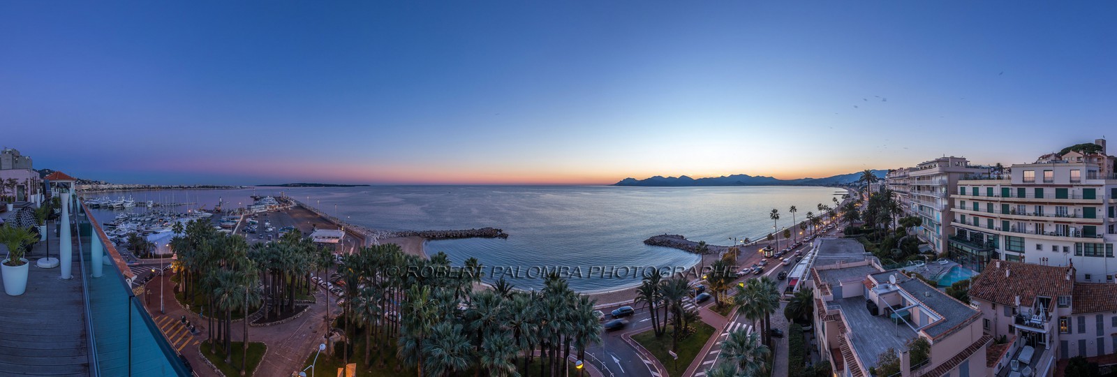 Cannes vue de l'Hôtel Radisson Blu 1835