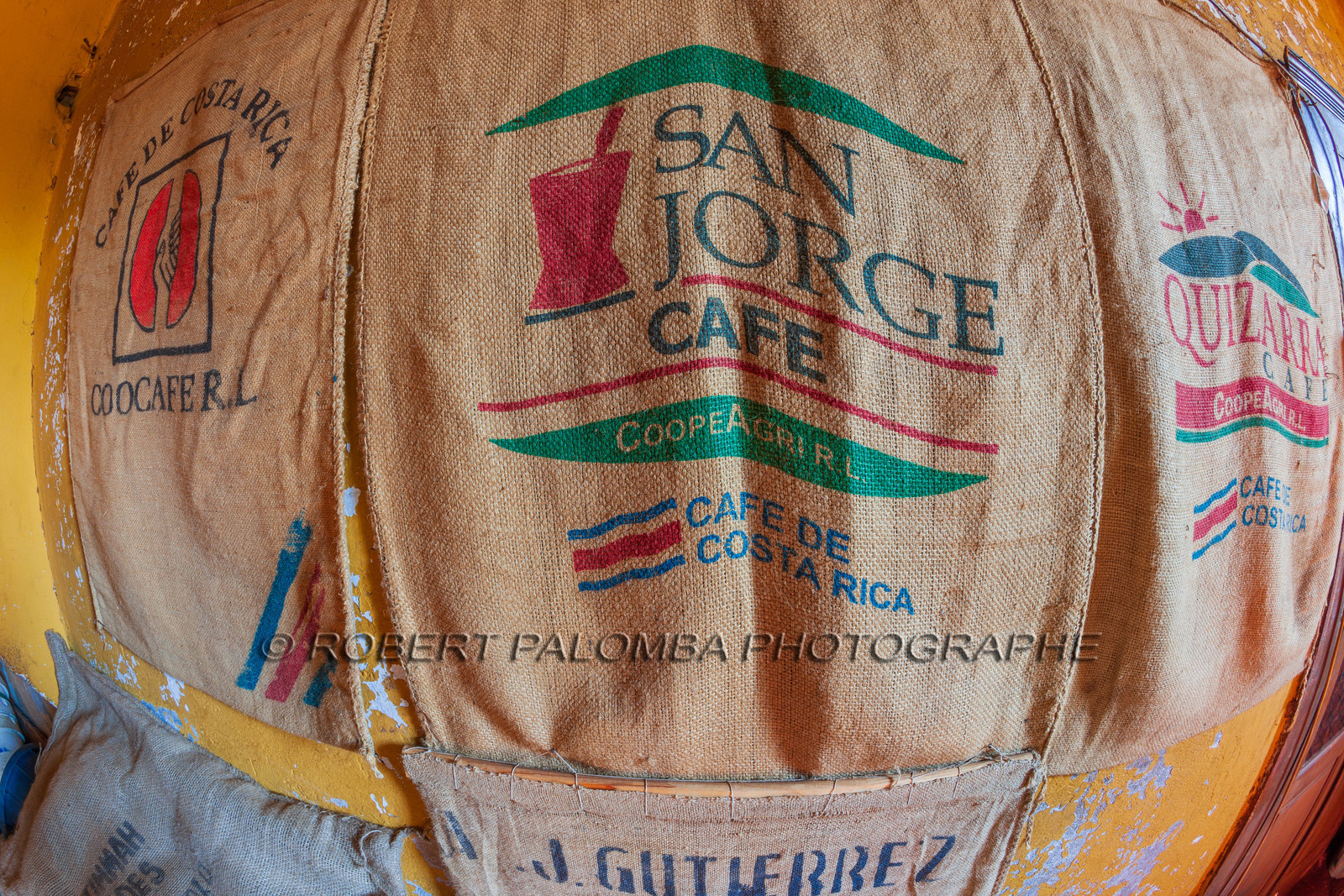 Le Bon Café