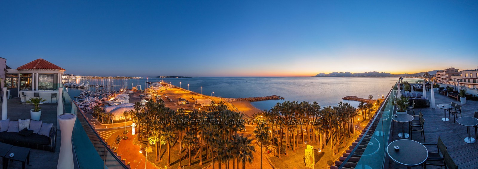 Cannes vue de l'Hôtel Radisson Blu 1835