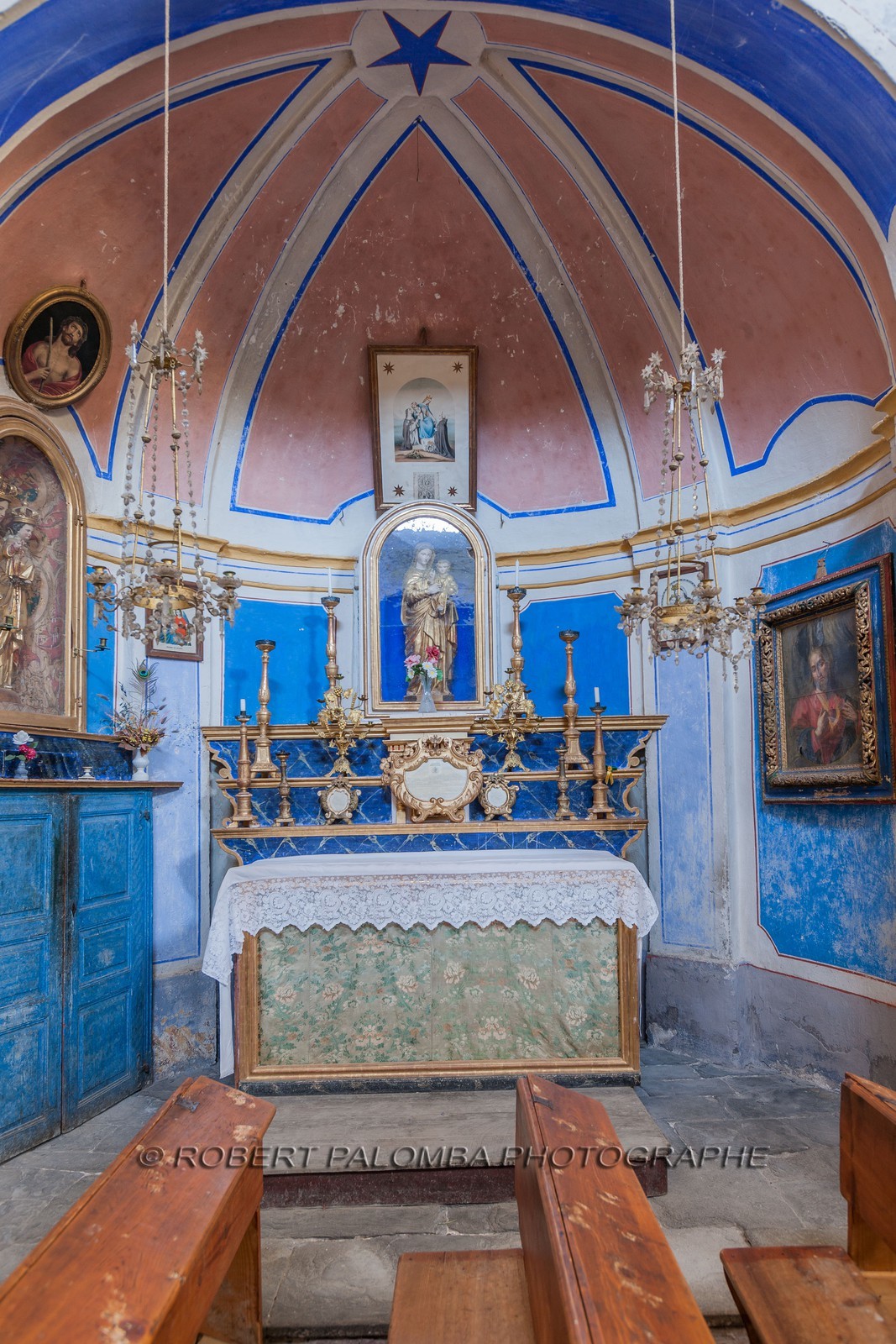 EGLISE DE ROYA