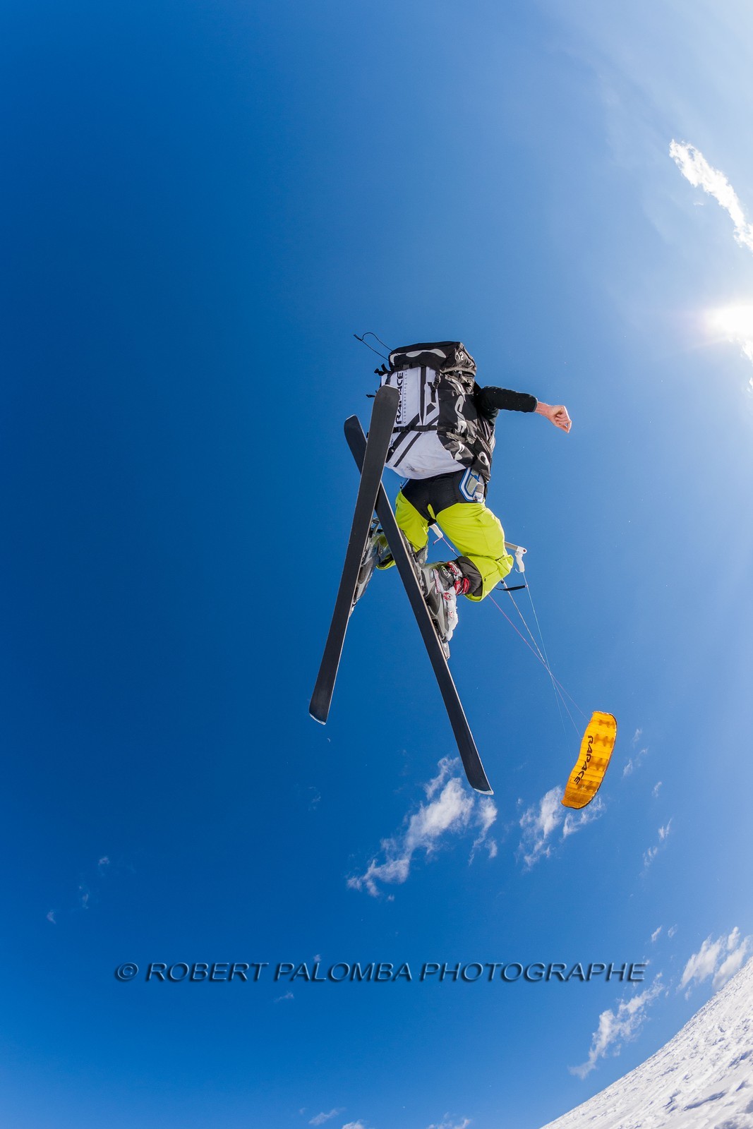 Snowkite