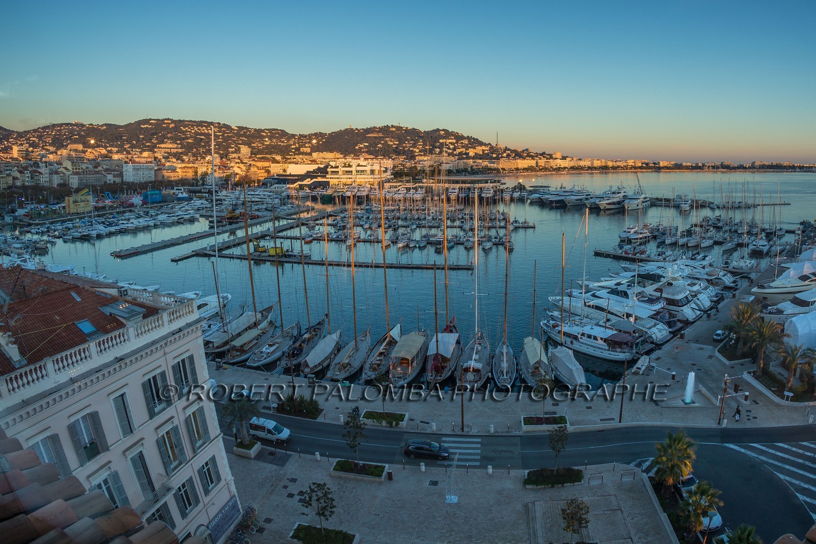 Cannes vue de l'Hôtel Radisson Blu 1835