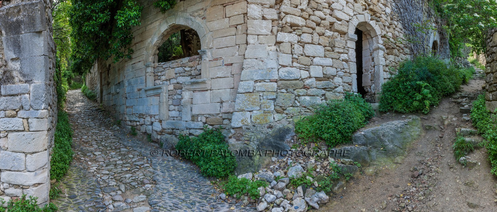 Oppède-le-Vieux Oppède-le-Vieux