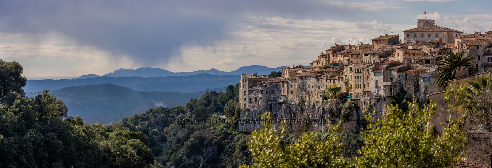 Tourrettes-sur-Loup Tourrettes-sur-Loup